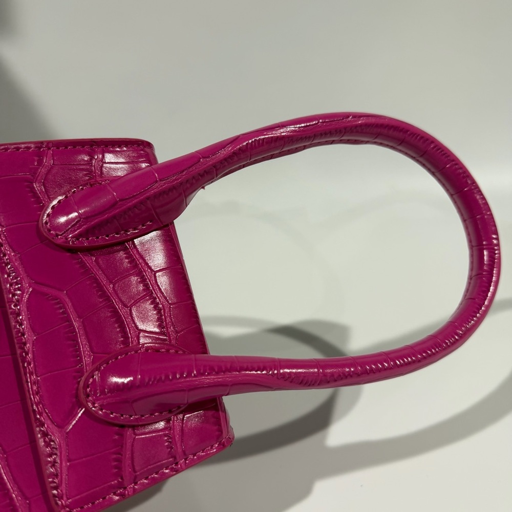 Jacquemus Fuschia Dragonfruit Pink Croc Leather Chiquito Crossbody Handbag Purse - Picture 4 of 10